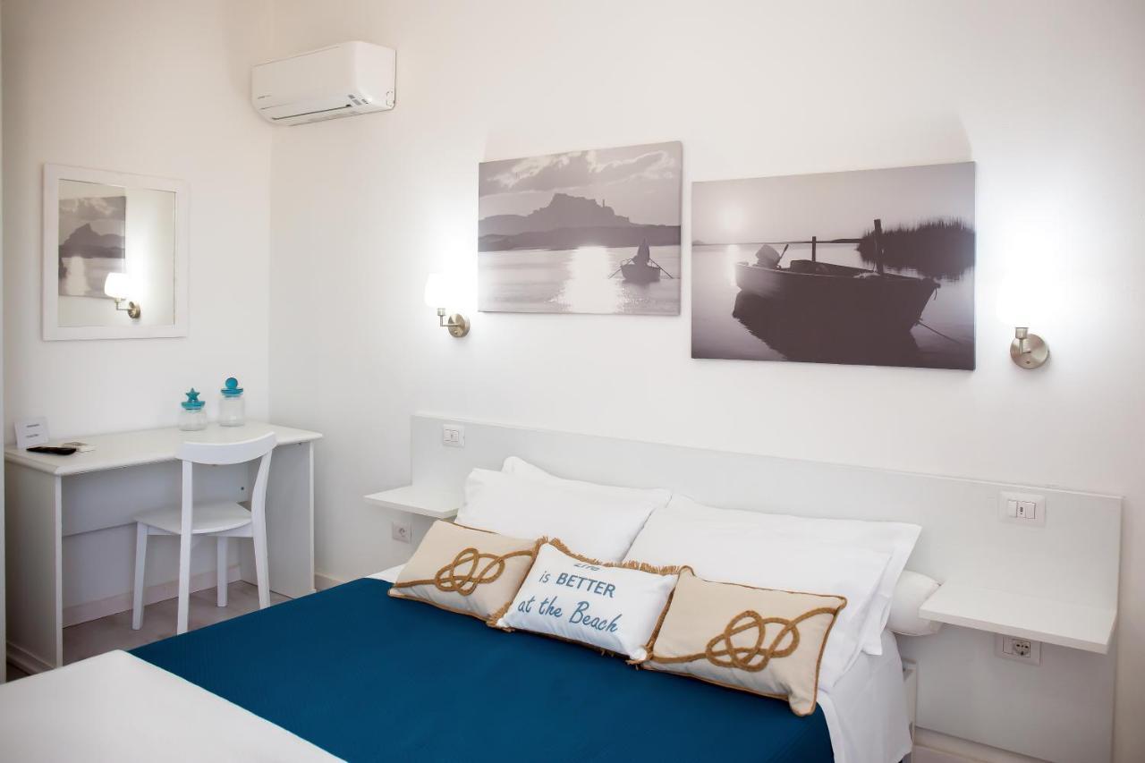 Hotel Ariadimari Valledoria  Buitenkant foto