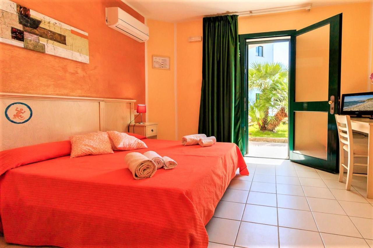 Hotel Ariadimari Valledoria  Buitenkant foto
