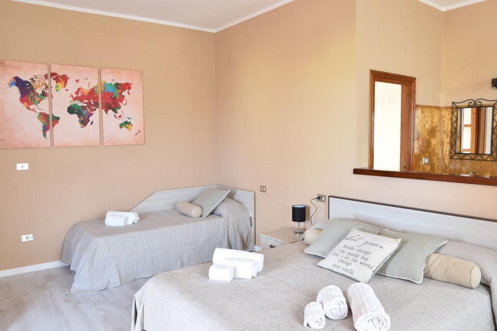 Hotel Ariadimari Valledoria  Buitenkant foto